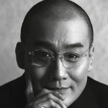 道袍下硕大的双乳刀白凤